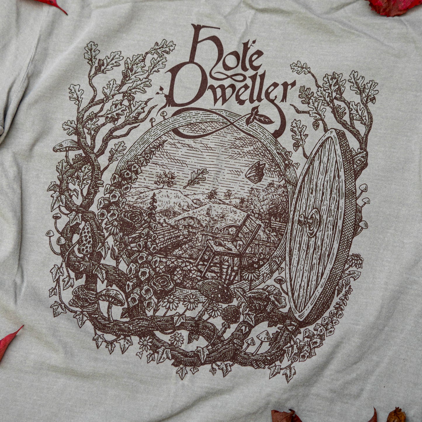 Hole Dweller "Smial" T-Shirt